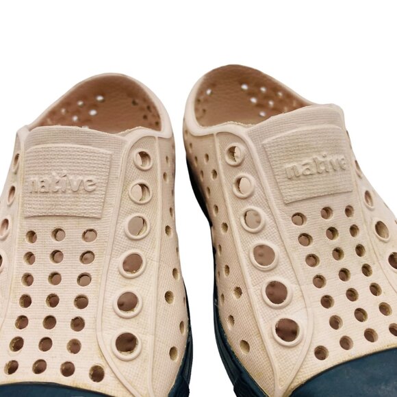 Native Jefferson Water Shoes Clogs Child Size 5 Beige Peach Black Slip On Light - Picture 5 of 8